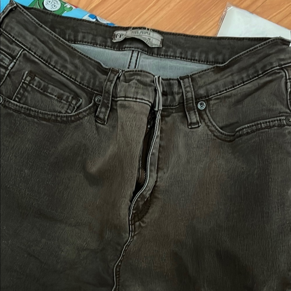 FB Free People Gray Black Skinny Jeans Size 29